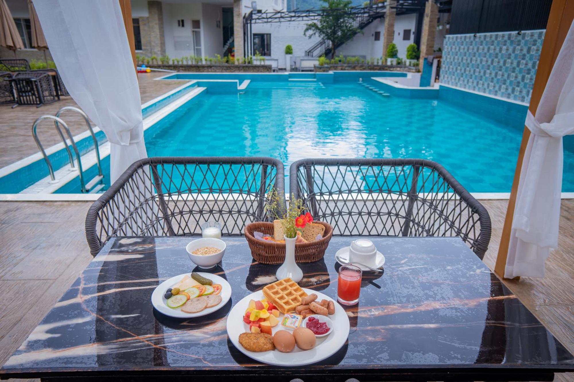 Majestic Lake Front Hotel & Suites Pokhara Kültér fotó