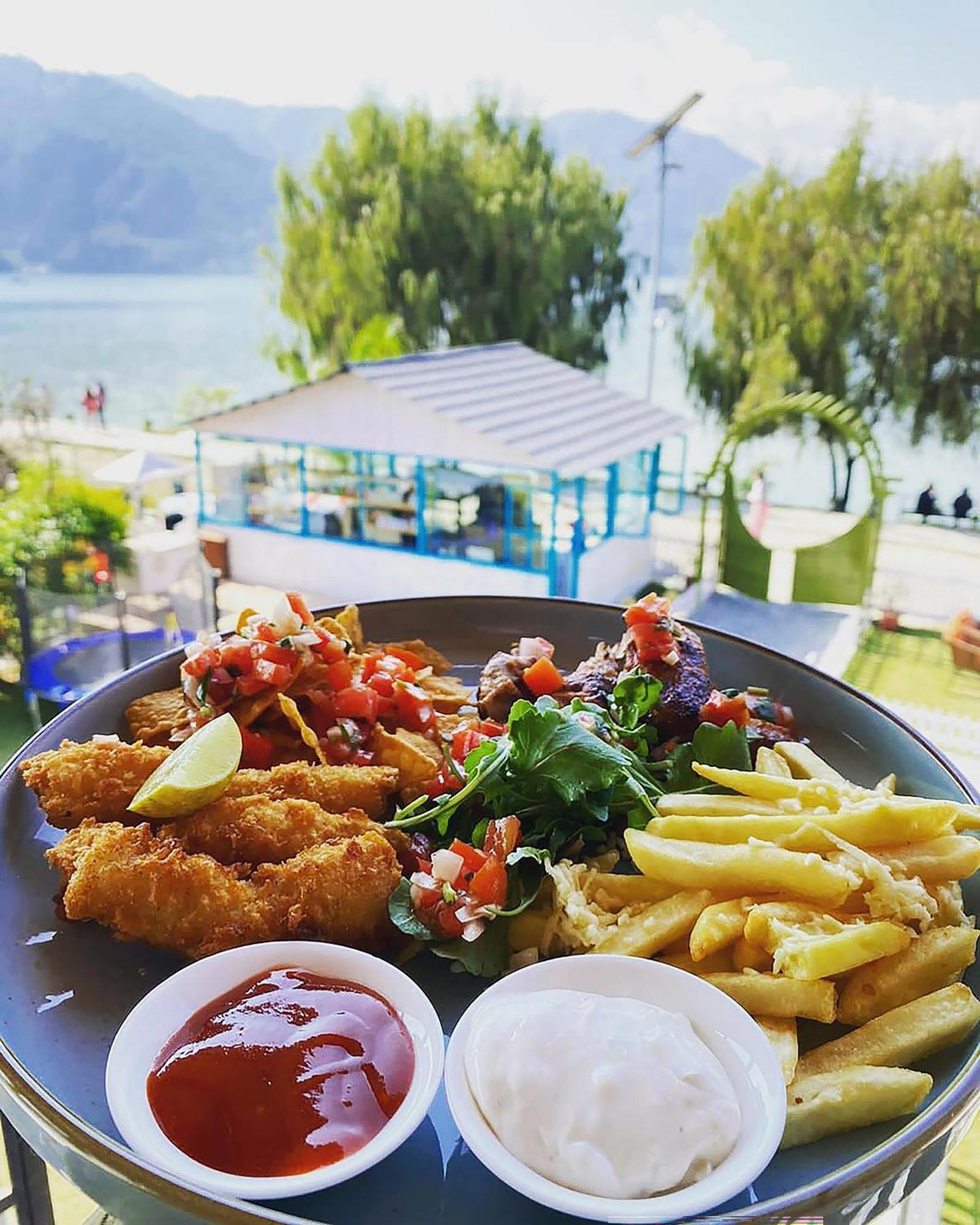 Majestic Lake Front Hotel & Suites Pokhara Kültér fotó