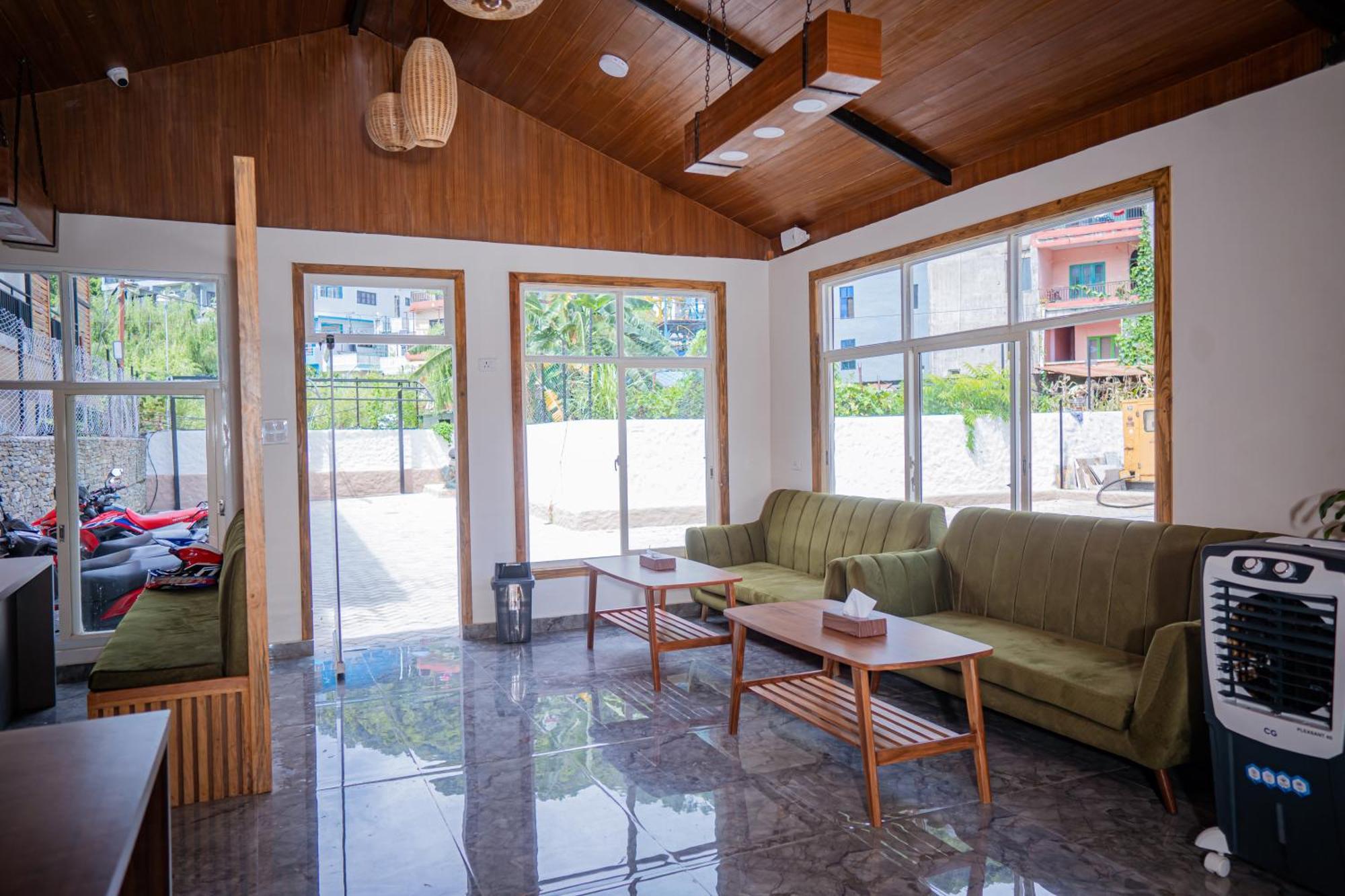 Majestic Lake Front Hotel & Suites Pokhara Kültér fotó